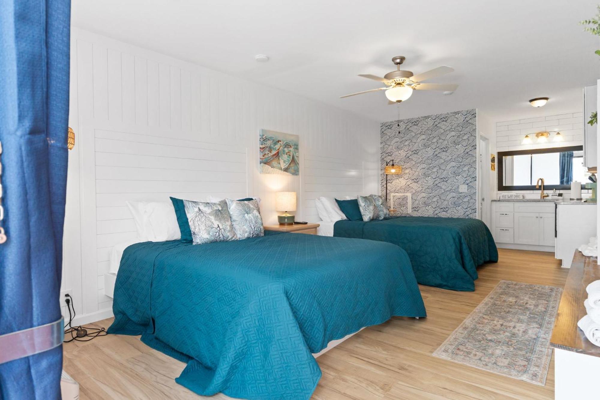 Cozy 1-Bedroom Condo With Pool Access In Оушън Айл Бийч Екстериор снимка